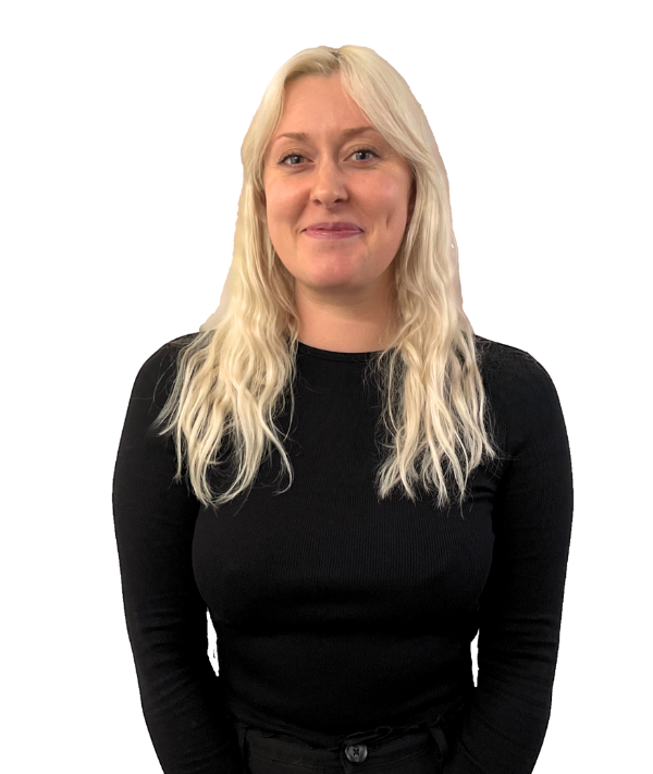 Holly is currently employed as a Finance Executive at Paragon Law which is an immigration law firm. 